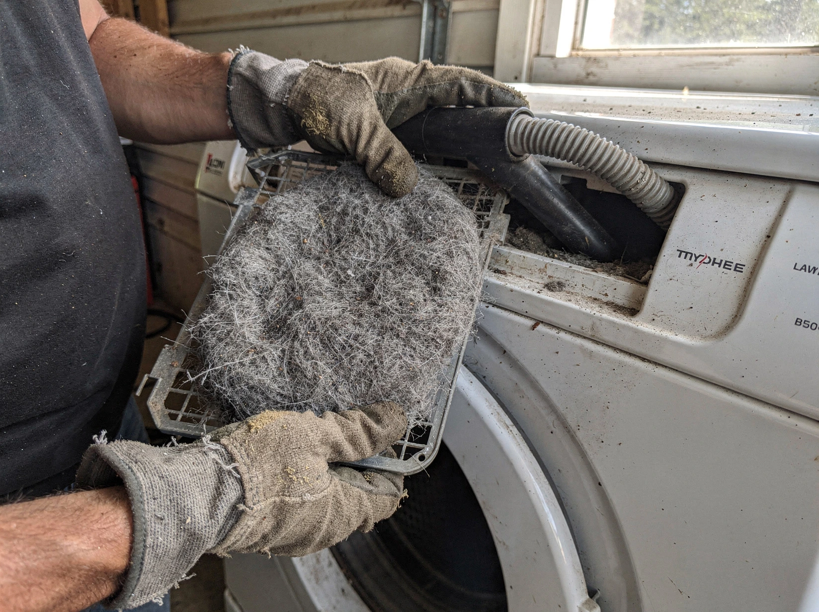 Cleaning Dryer Lint Trap service in Anaheim, CA